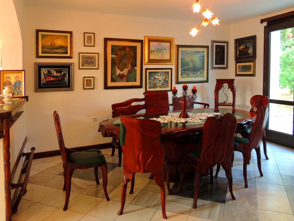 Leisure House Jovovic Bar Quarto foto