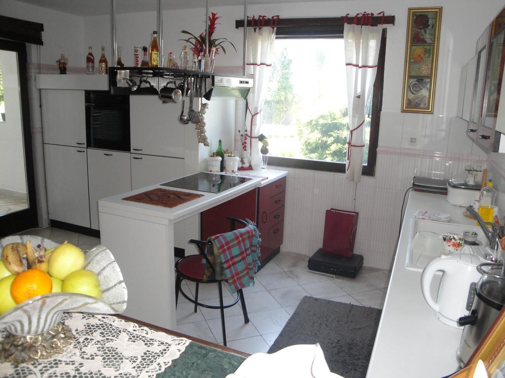 Leisure House Jovovic Bar Quarto foto